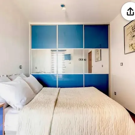 Capital Apartment Split